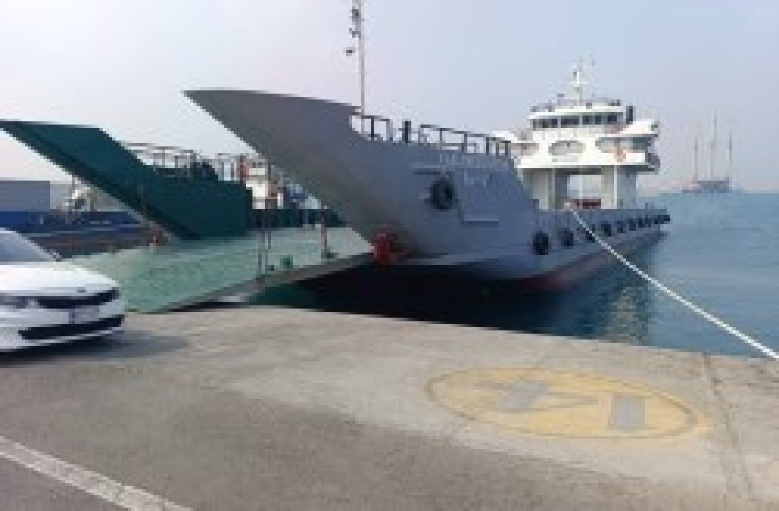 ارتقای زیر ساخت های دریایی کیش با افزایش ناوگان لندینگکرافتهای کیش به ۱۲ فروند ارتقای زیر ساخت های دریایی کیش با افزایش ناوگان لندینگکرافتهای کیش به ۱۲ فروند