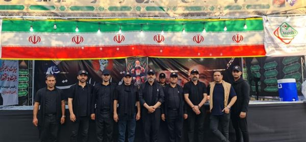 پایگاه بسیج فاطمیون شركت فولاد امیركبیر كاشان در آیین تشییع پیكر مطهر آقای شهید ایران